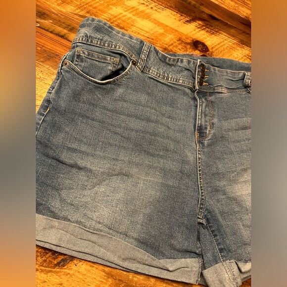 Highway jeans denim shorts Size 20 - Picture 4 of 8